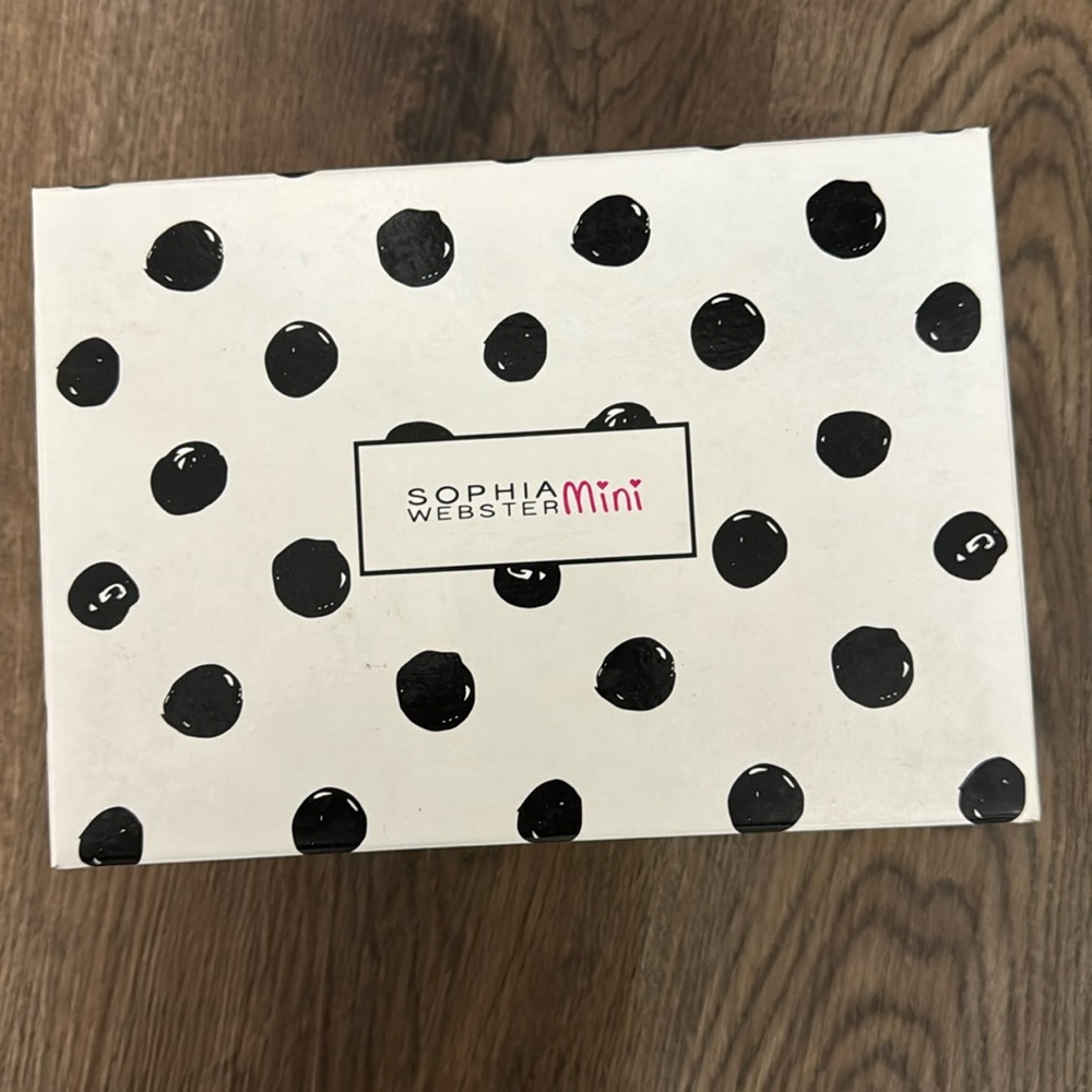 Brand new Sophia Webster mini trainers. Size 22 EUR